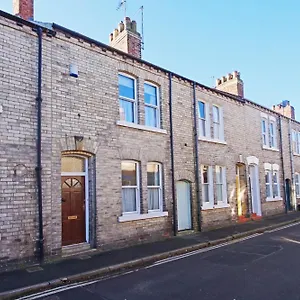 59 Moss - Close To The Centre York