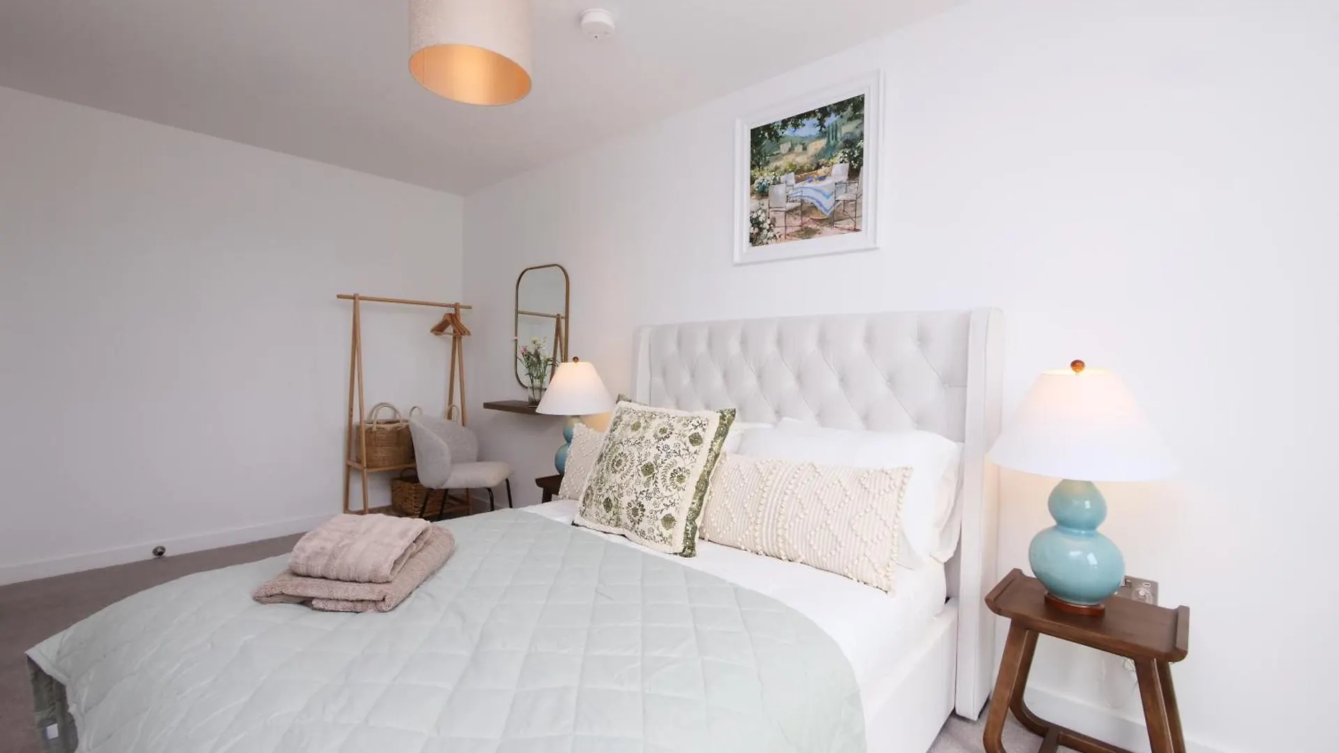 Apartment 41 With Free Secure Parking York
